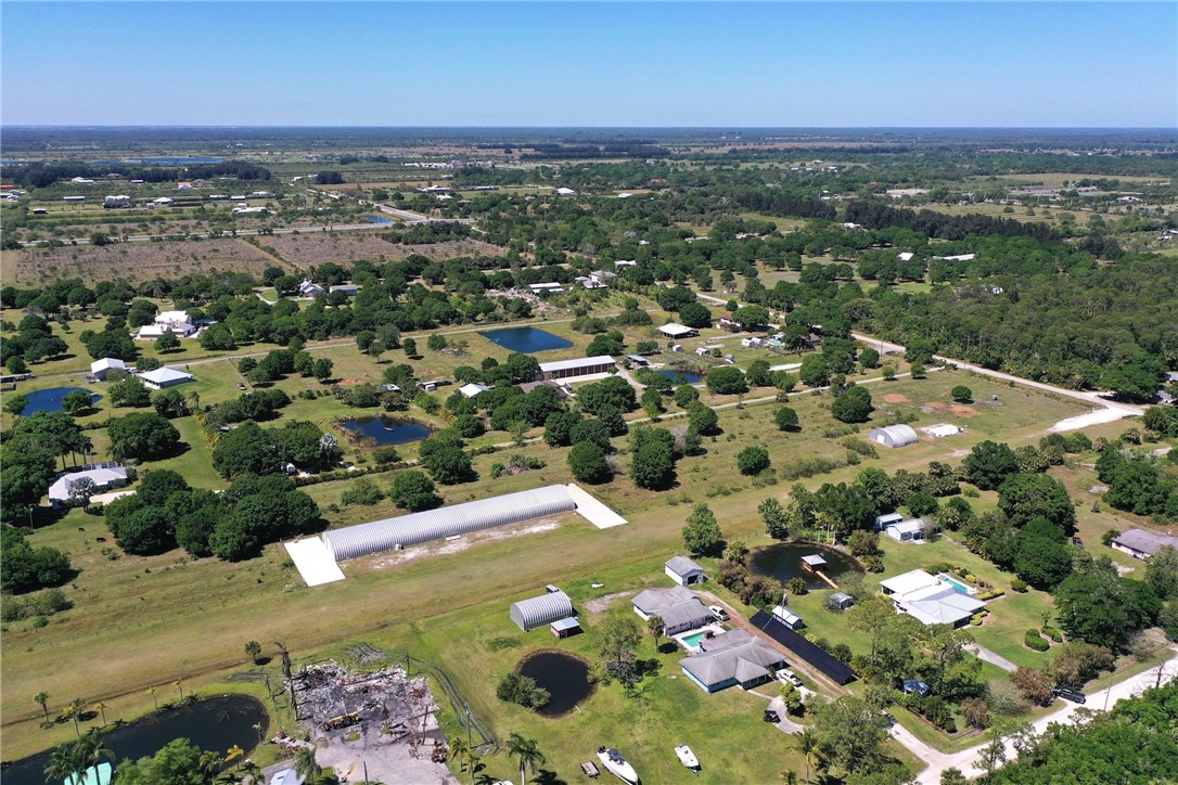 6205 65th Street Vero Beach, FL 32967 - Photo 6 of 18