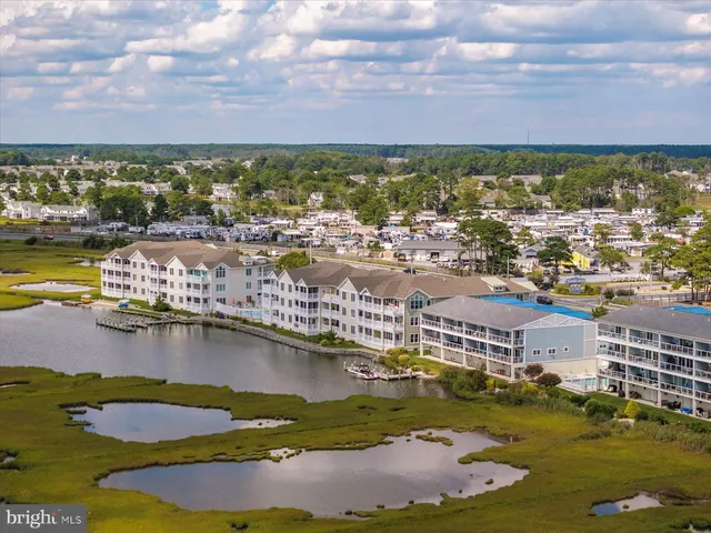 $700,000 | 37292 Lighthouse Road, Unit 202, Selbyville, DE 19975