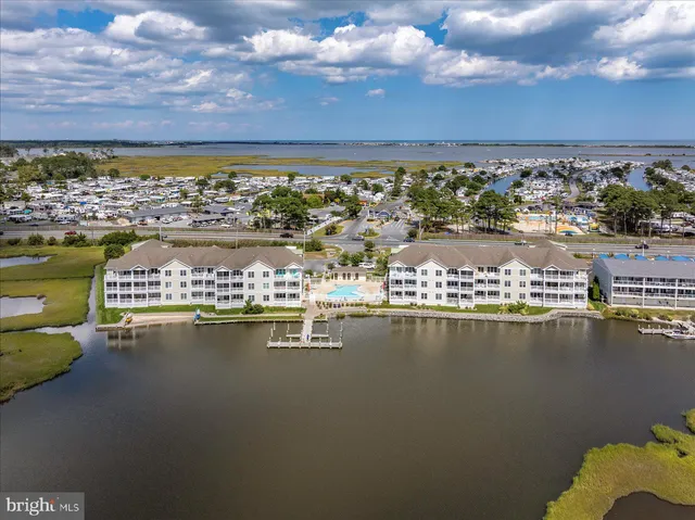 $700,000 | 37292 Lighthouse Road, Unit 202, Selbyville, DE 19975