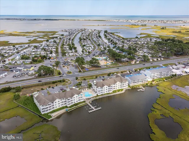 $700,000 | 37292 Lighthouse Road, Unit 202, Selbyville, DE 19975