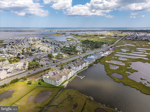 $700,000 | 37292 Lighthouse Road, Unit 202, Selbyville, DE 19975