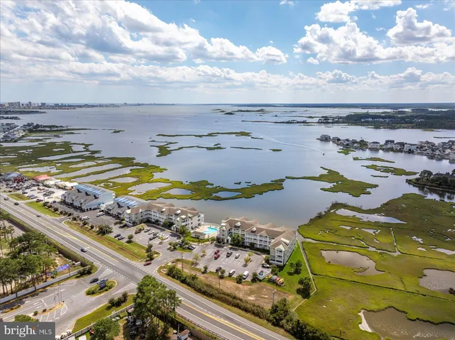 $700,000 | 37292 Lighthouse Road, Unit 202, Selbyville, DE 19975