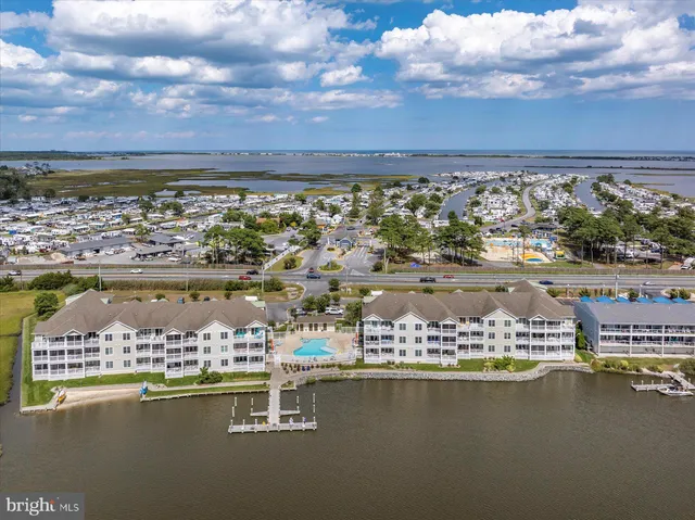 $700,000 | 37292 Lighthouse Road, Unit 202, Selbyville, DE 19975