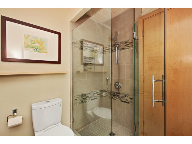 3390 Greer Road Palo Alto, CA 94303 - Photo 21 of 25 a bathroom with a toilet sink and tub