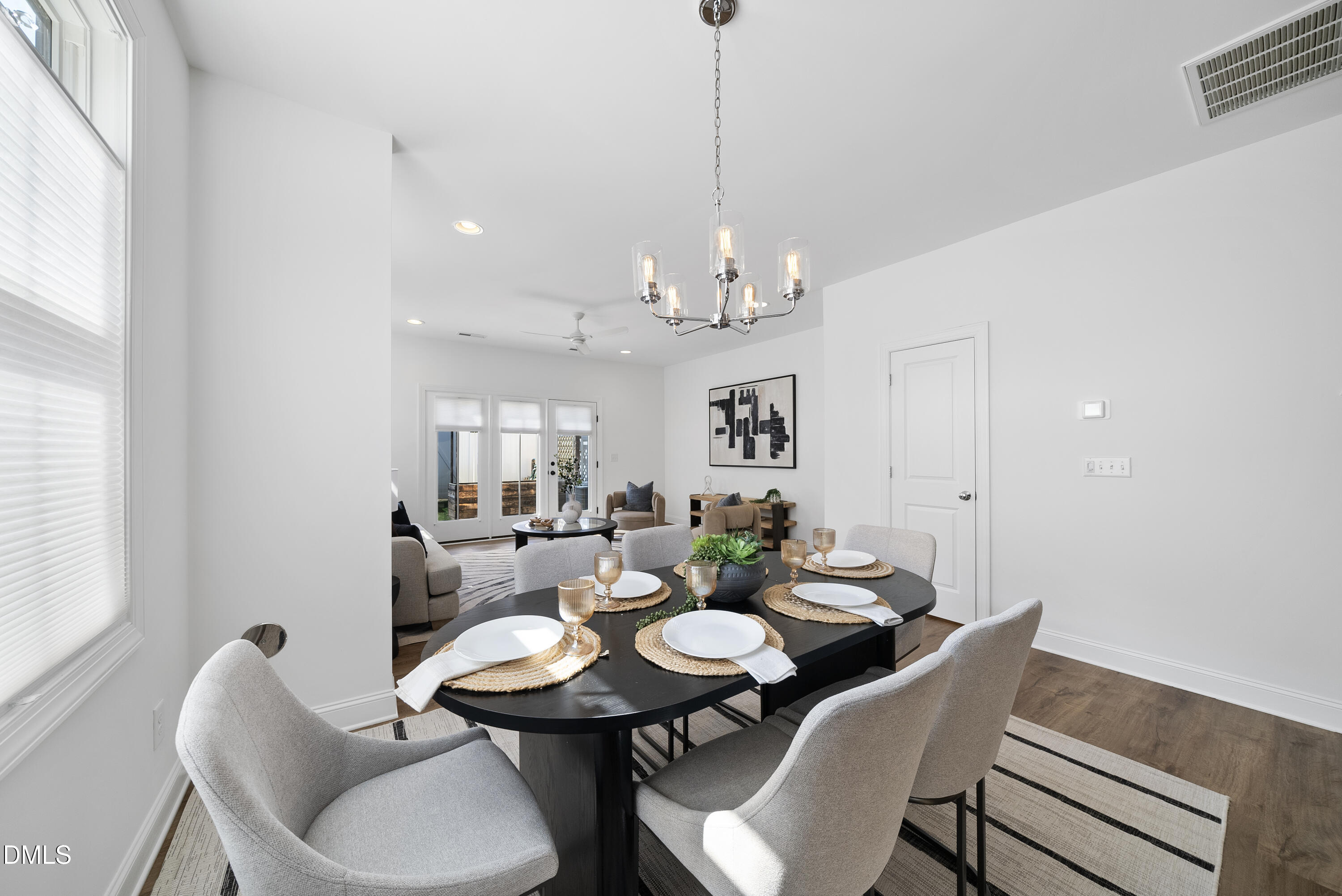 5611 Johnson Woods Court Raleigh, NC 27609 - Photo 10 of 39 DSC01786