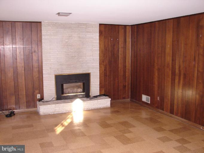 1006 Robroy Drive Silver Spring, MD 20903 - Photo 22 of 26 Rec room