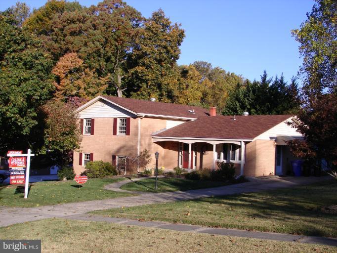 1006 Robroy Drive Silver Spring, MD 20903 - Photo 26 of 26 Exterior Front