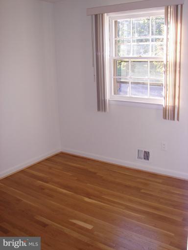 1006 Robroy Drive Silver Spring, MD 20903 - Photo 4 of 26 Bedroom