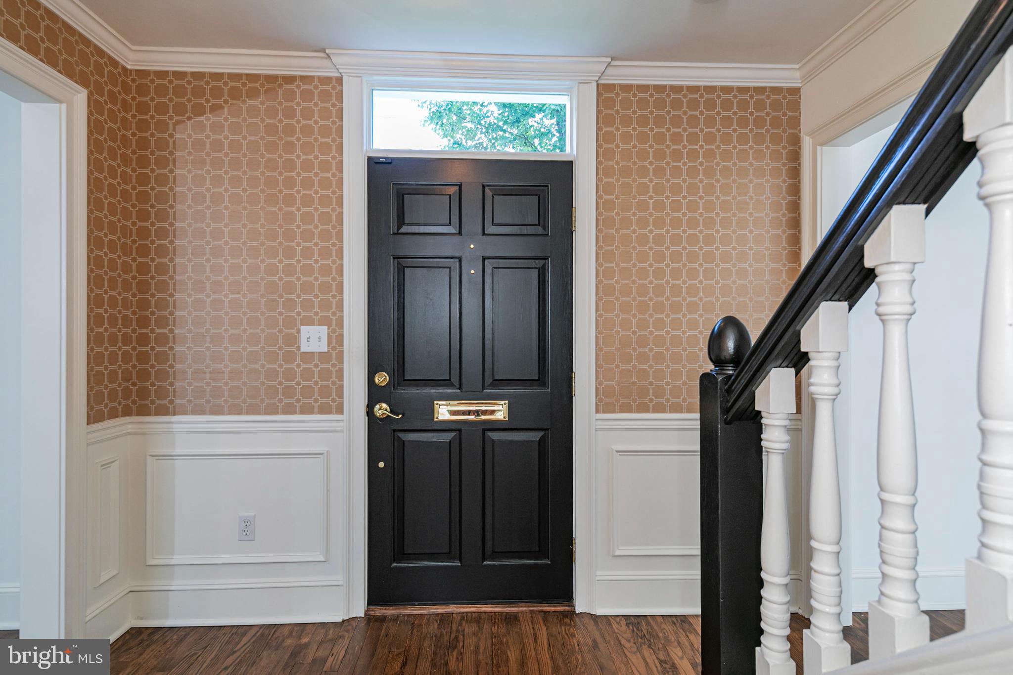 131 Randall Road Princeton, NJ 08540 - Photo 3 of 33 Entryway