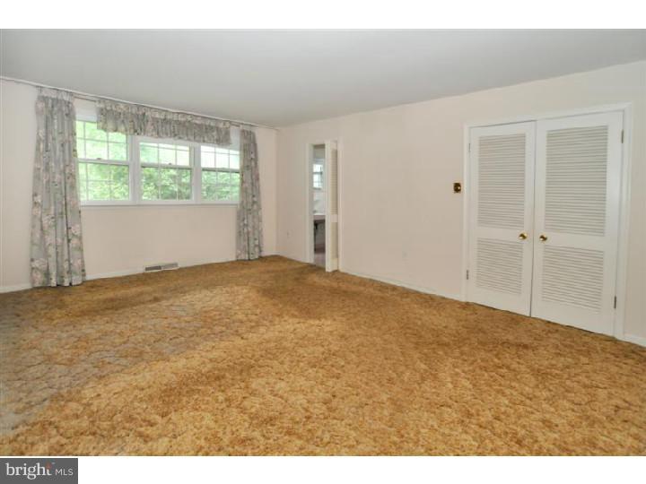 1230 Lois Road Ambler, PA 19002 - Photo 13 of 23 Gallery Image 13