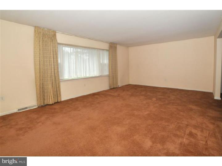 1230 Lois Road Ambler, PA 19002 - Photo 18 of 23 Gallery Image 18