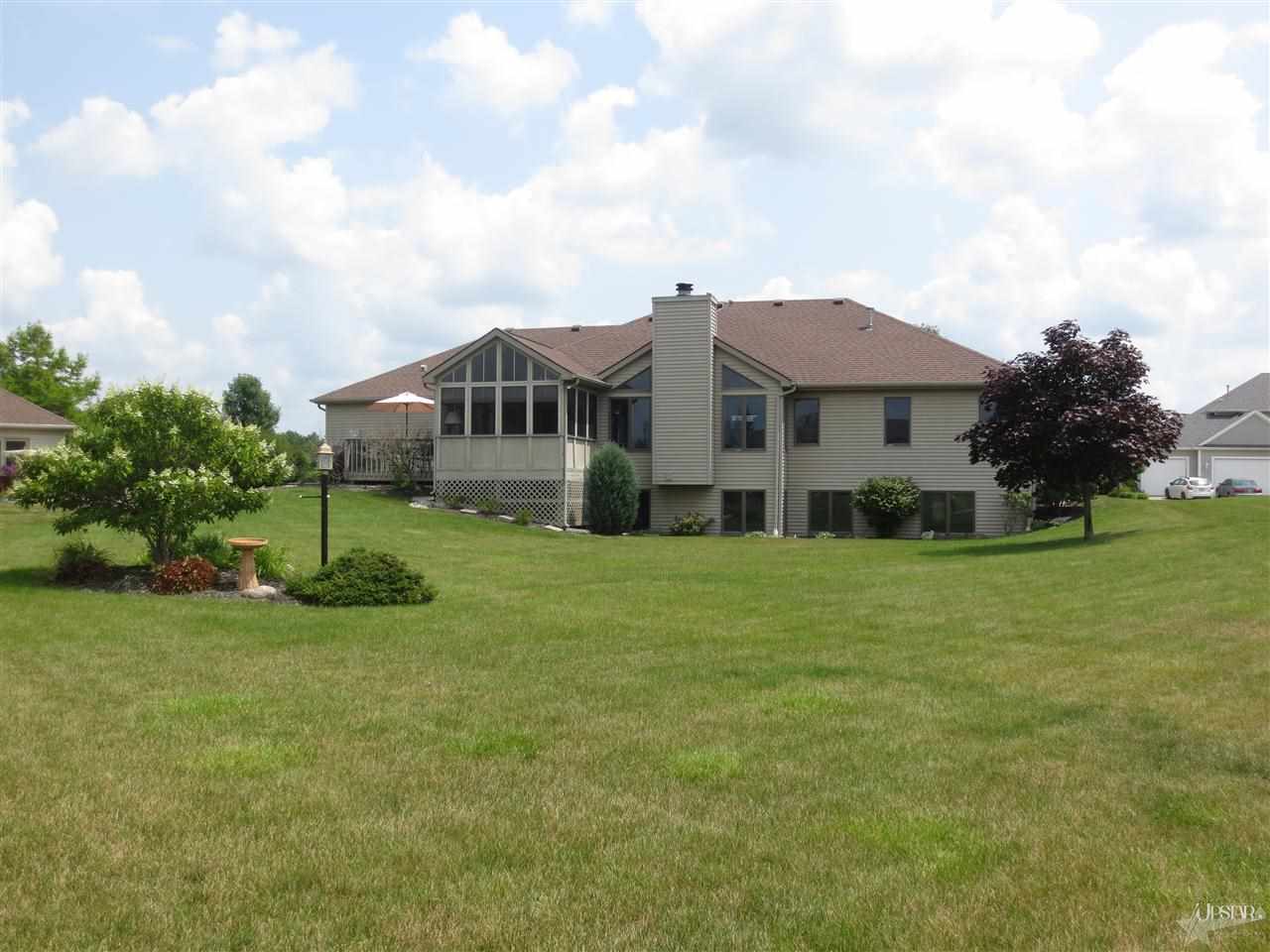 1034 Twin Lakes Drive Decatur, IN 46733 - Photo 3 of 25