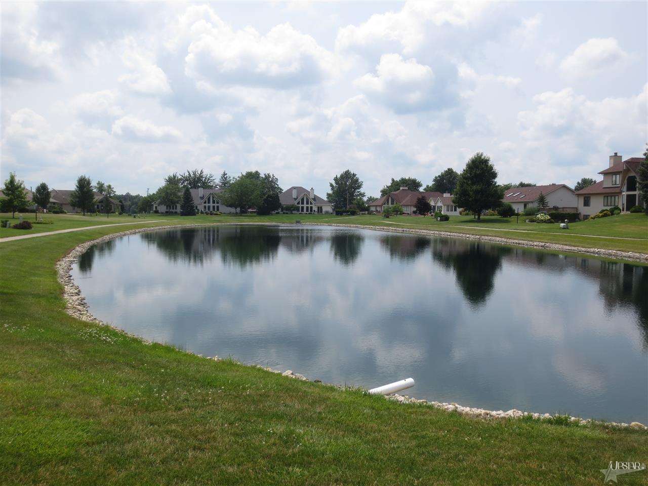 1034 Twin Lakes Drive Decatur, IN 46733 - Photo 4 of 25