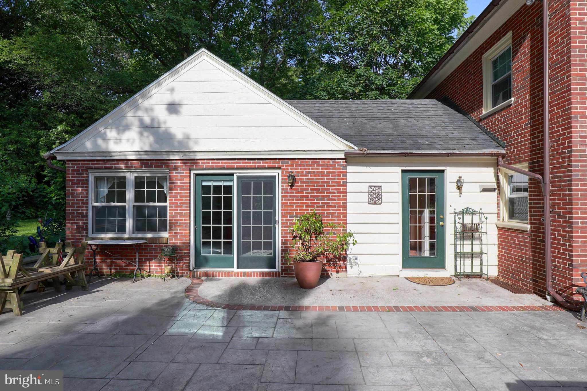 110 West End Avenue Lititz, PA 17543 - Photo 35 of 42 Gallery Image 35