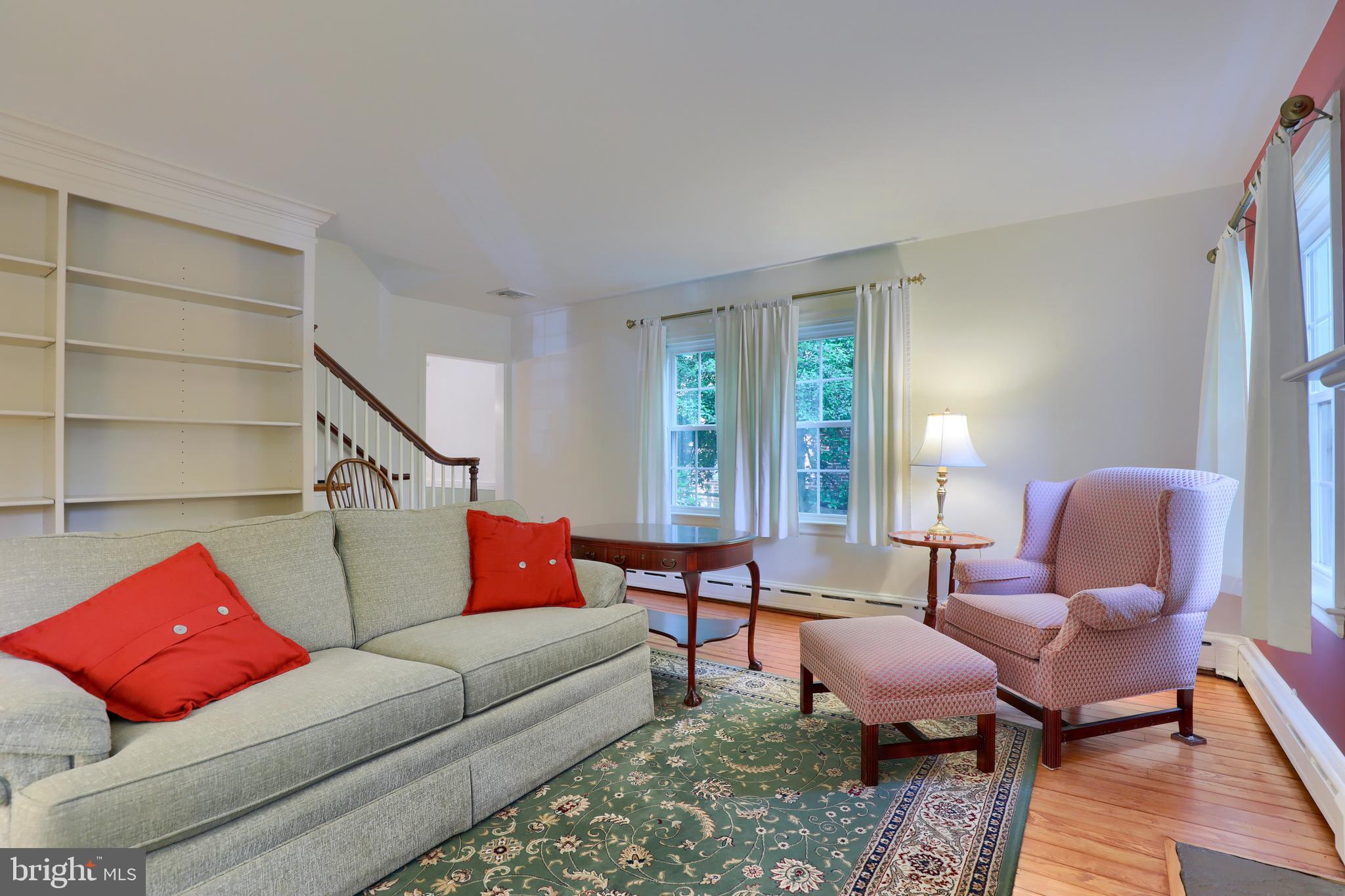 110 West End Avenue Lititz, PA 17543 - Photo 5 of 42 Gallery Image 5