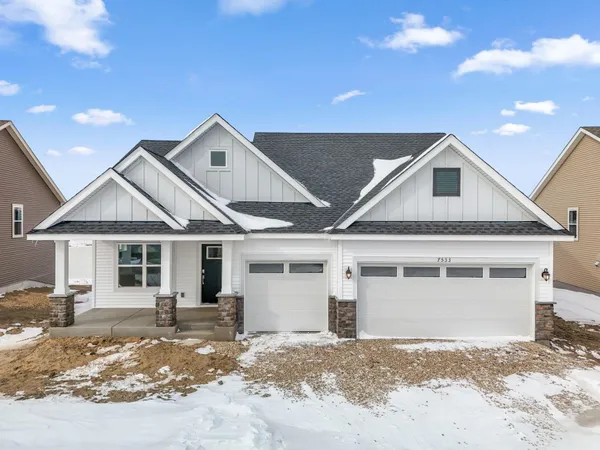 $469,850 | 7533 Lotus Lane, Lino Lakes, MN 55038