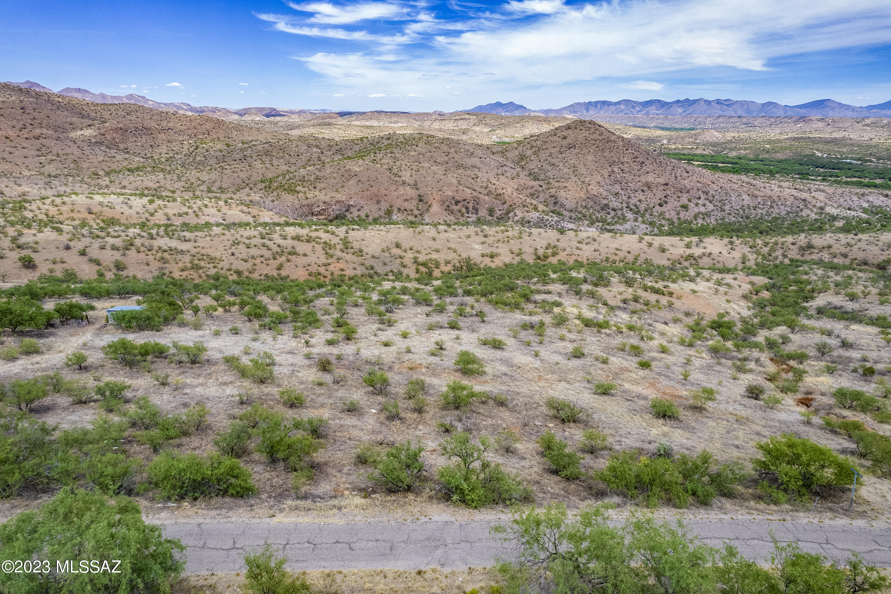 1233 Avenida Gloriosa, Unit 4 Rio Rico, AZ 85648 - Photo 3 of 10
