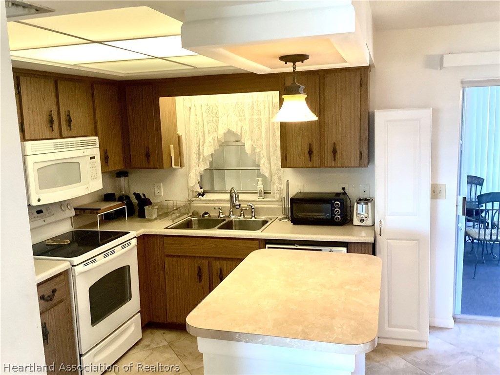 1711 Prospect Street Sebring, FL 33870 - Photo 5 of 22