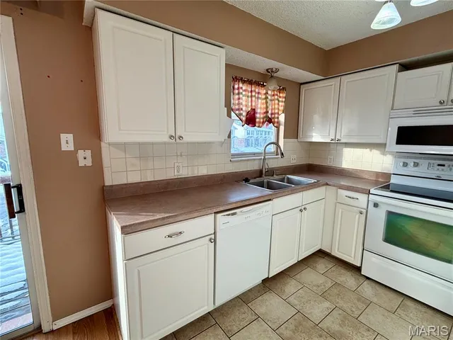 $1,800 | 895 Delray Drive, Unit C, St. Peters, MO 63376