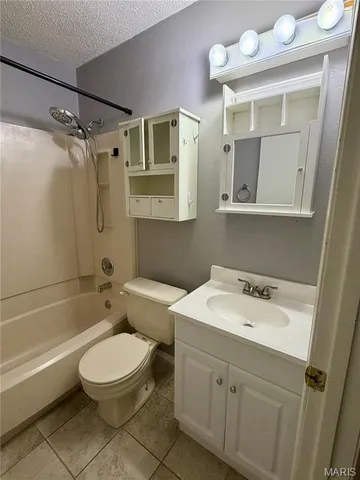 $1,800 | 895 Delray Drive, Unit C, St. Peters, MO 63376