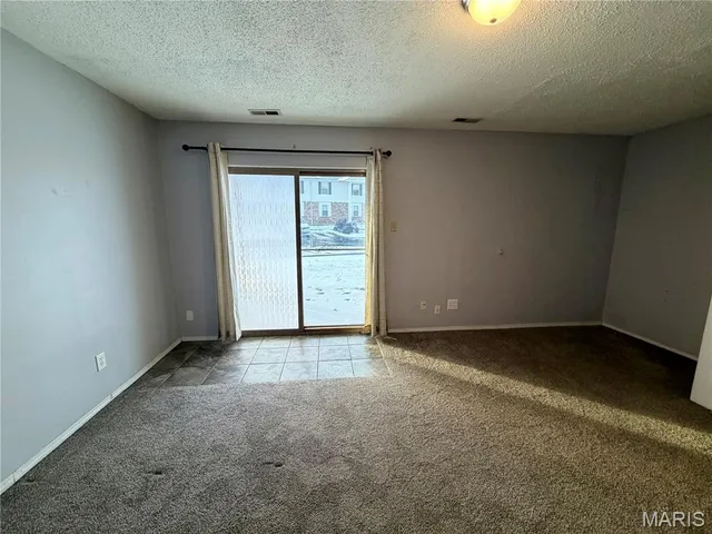 $1,800 | 895 Delray Drive, Unit C, St. Peters, MO 63376