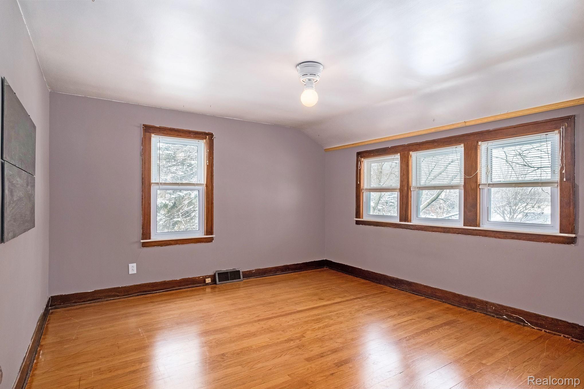 7423 Wayne Road Romulus, MI 48174 - Photo 18 of 28 _DSF6940.jpg