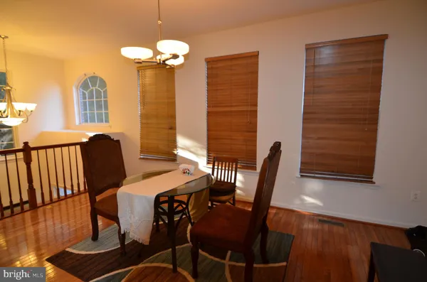 $3,900 | 2946 Saxon Flowers Drive, Fairfax, VA 22031