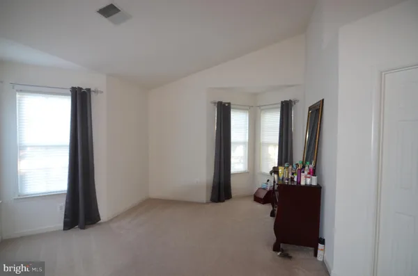 $3,900 | 2946 Saxon Flowers Drive, Fairfax, VA 22031