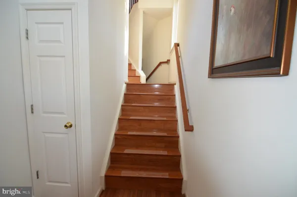 $3,900 | 2946 Saxon Flowers Drive, Fairfax, VA 22031