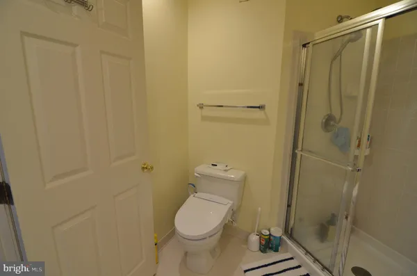 $3,900 | 2946 Saxon Flowers Drive, Fairfax, VA 22031
