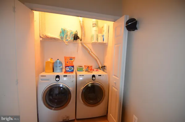 $3,900 | 2946 Saxon Flowers Drive, Fairfax, VA 22031