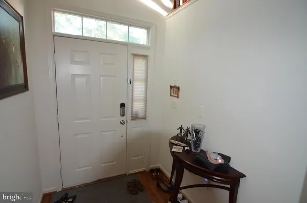 $3,900 | 2946 Saxon Flowers Drive, Fairfax, VA 22031