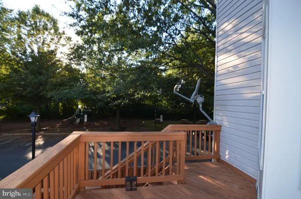 $3,900 | 2946 Saxon Flowers Drive, Fairfax, VA 22031