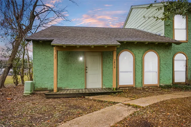 $1,200 | 7859 Cook Road, Houston, TX 77072
