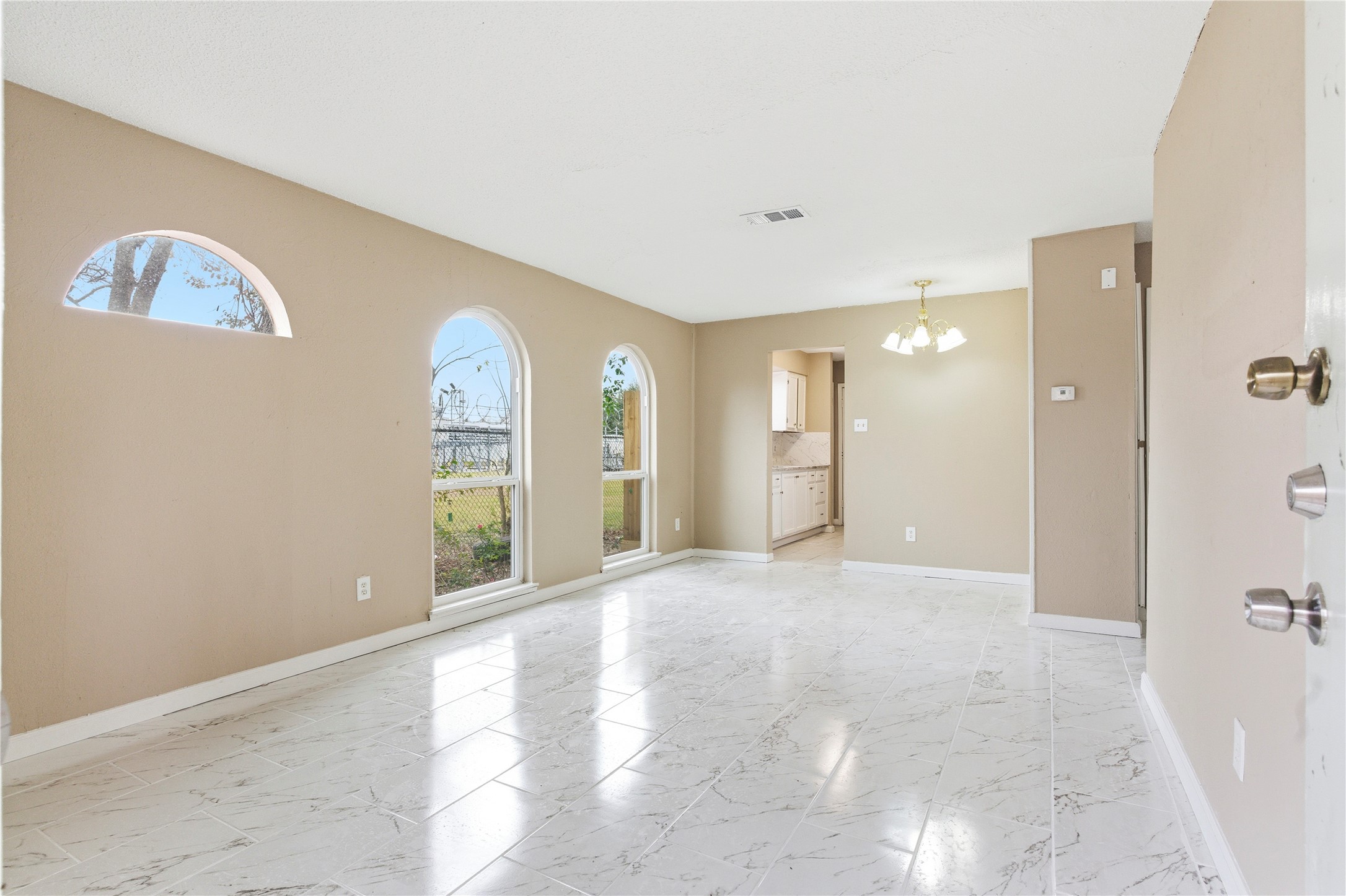 7859 Cook Road Houston, TX 77072 - Photo 6 of 22