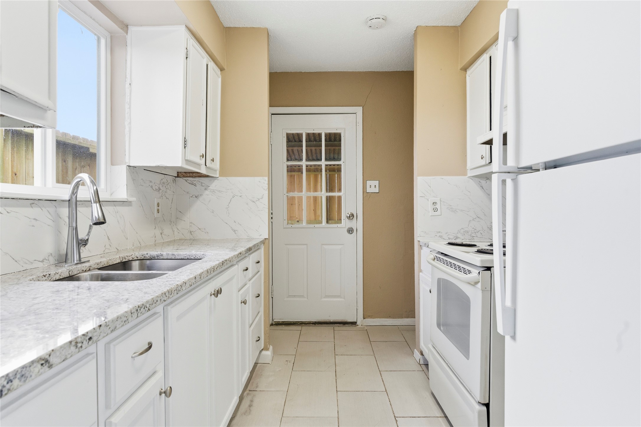 7859 Cook Road Houston, TX 77072 - Photo 8 of 22