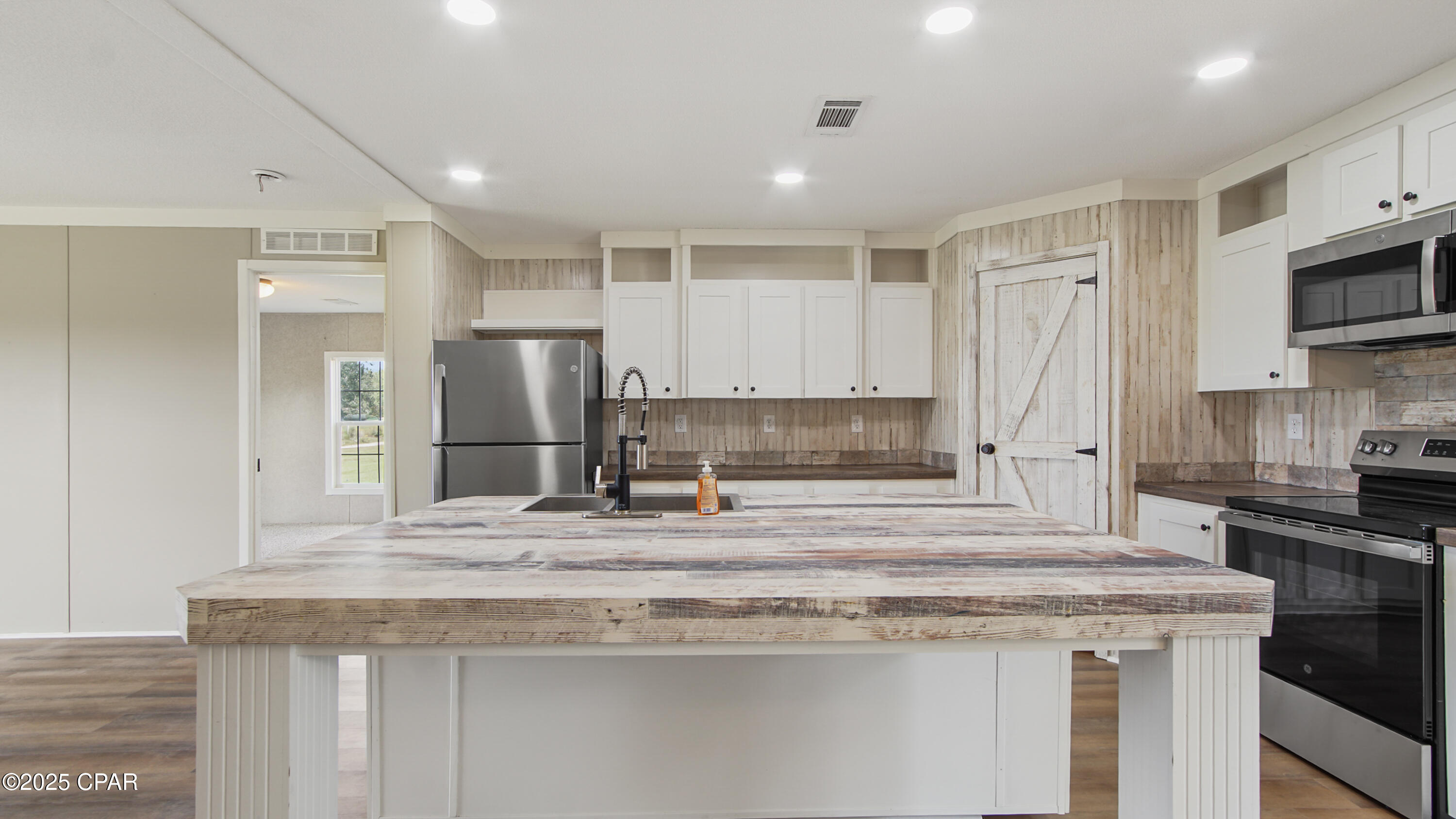 1139 Buddy Gilley Road Bonifay, FL 32425 - Photo 11 of 38