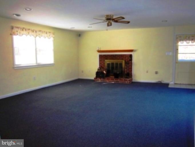 7471 Clifton Road Clifton, VA 20124 - Photo 14 of 26 Great Room