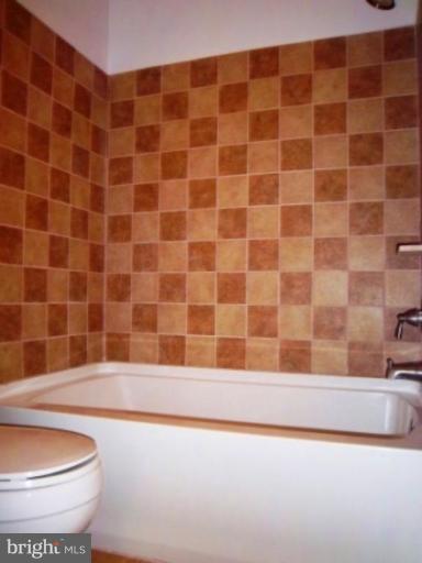 7471 Clifton Road Clifton, VA 20124 - Photo 20 of 26 Master Bath