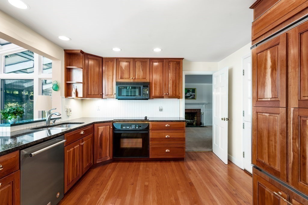38 Miller Hill Road Dover, MA 02030 - Photo 8 of 38 Gallery Image 8