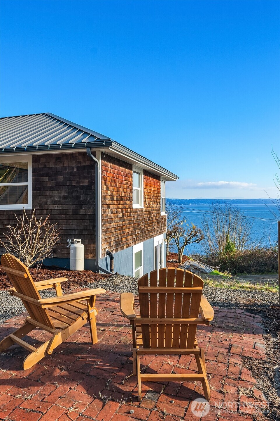 8017 Southwest Dilworth Road Vashon, WA 98070 - Photo 6 of 39 Gallery Image 6