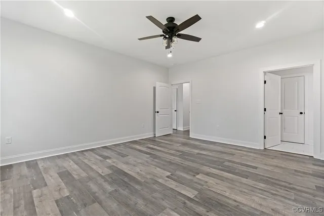 a view of an empty walk in closet