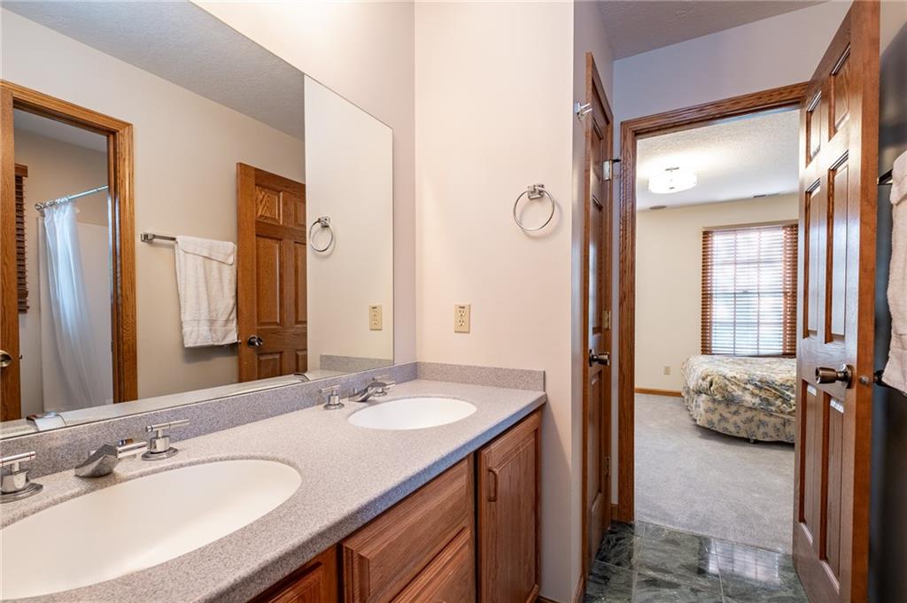 888 Box Turtle Court Columbus, IN 47201 - Photo 28 of 43 Gallery Image 28