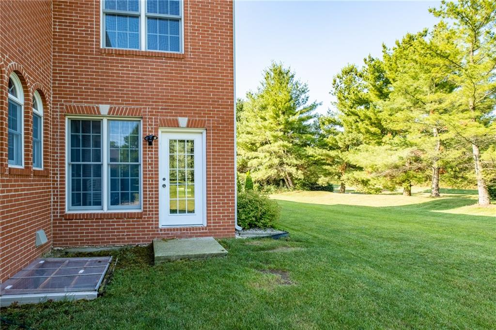 888 Box Turtle Court Columbus, IN 47201 - Photo 42 of 43 Gallery Image 42