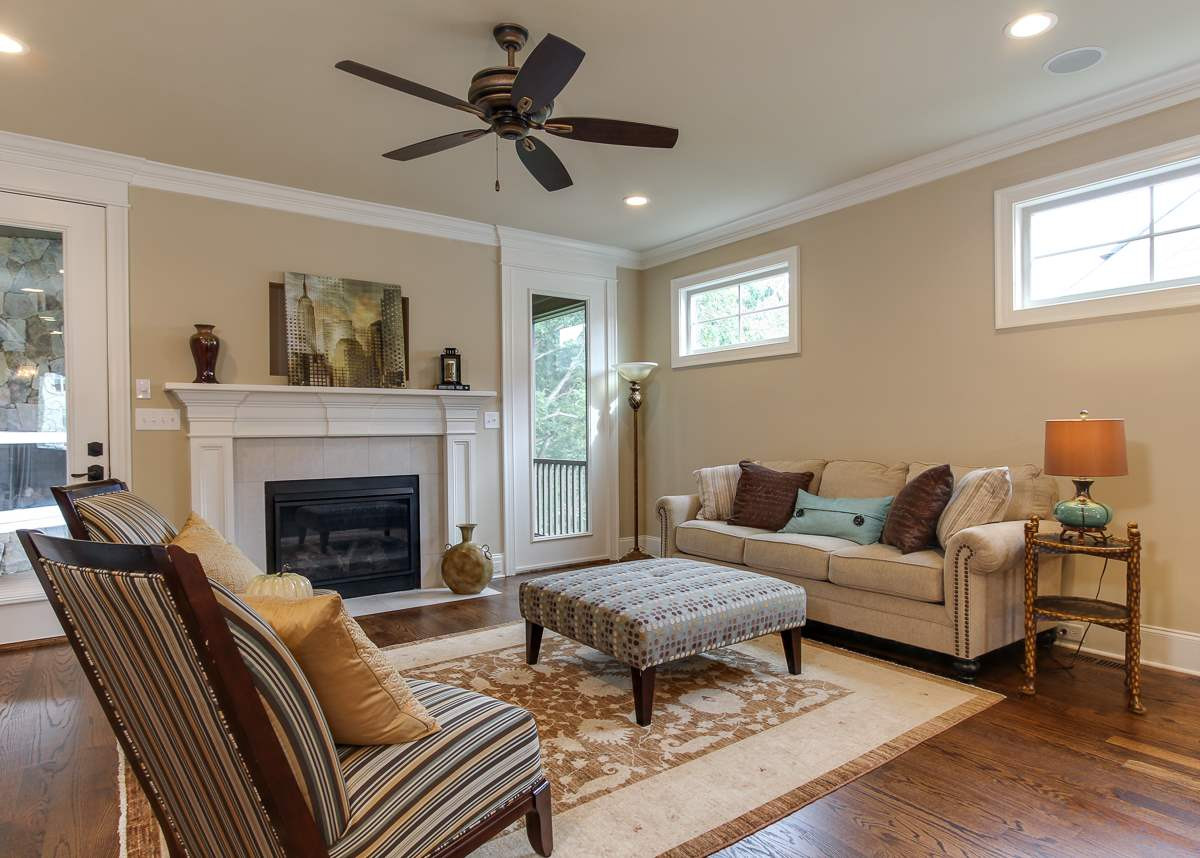 8812 Breeland Way Raleigh, NC 27613 - Photo 9 of 25 Family Room