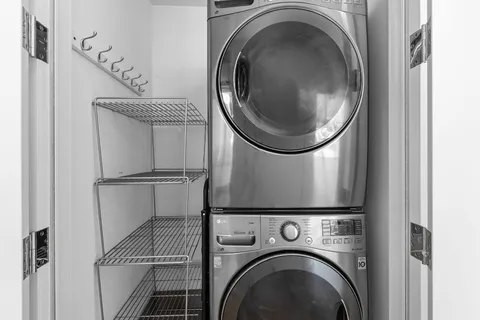 $1,175,000 | 301 West Avenue, Unit 3004, Austin, TX 78701