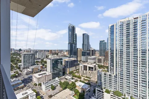 $1,175,000 | 301 West Avenue, Unit 3004, Austin, TX 78701