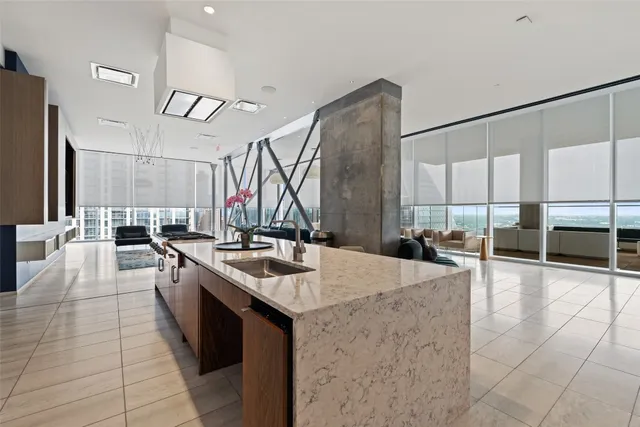 $1,175,000 | 301 West Avenue, Unit 3004, Austin, TX 78701