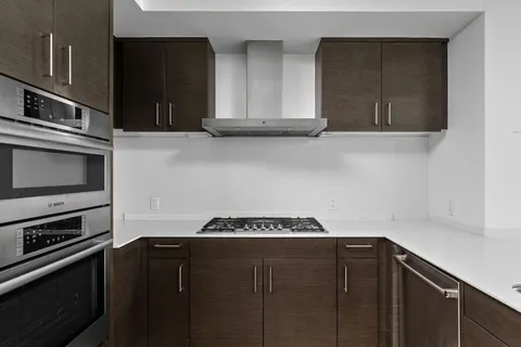 $1,175,000 | 301 West Avenue, Unit 3004, Austin, TX 78701