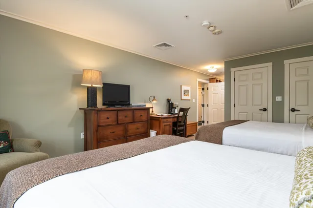 $650,000 | 193 Jackson Gore Road, Unit 840/842, Ludlow, VT 05149